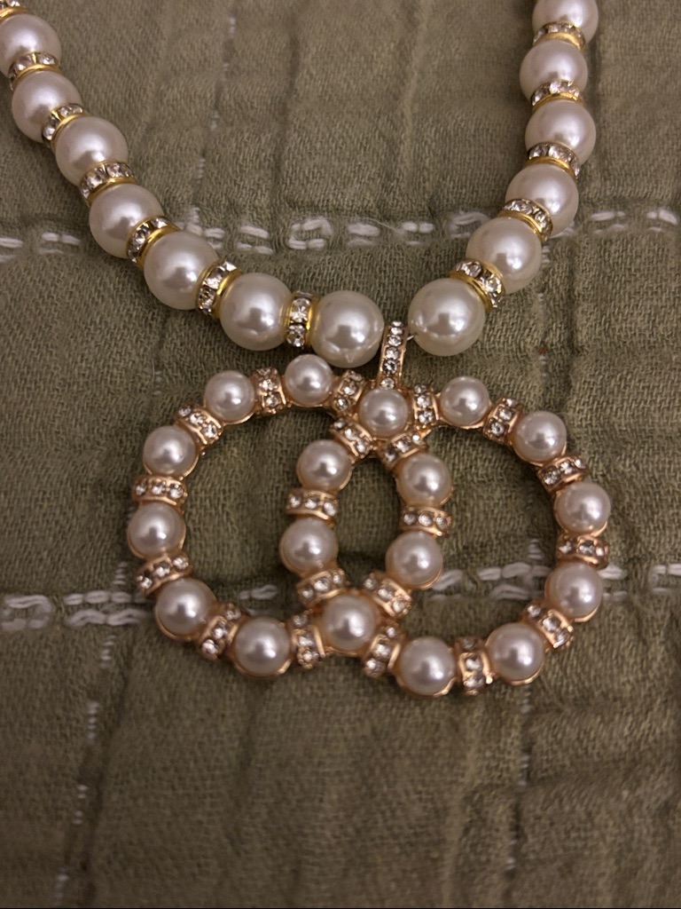 Wildflowers Pearl Necklace With Gold-Tone Double Circle Pendant 15$